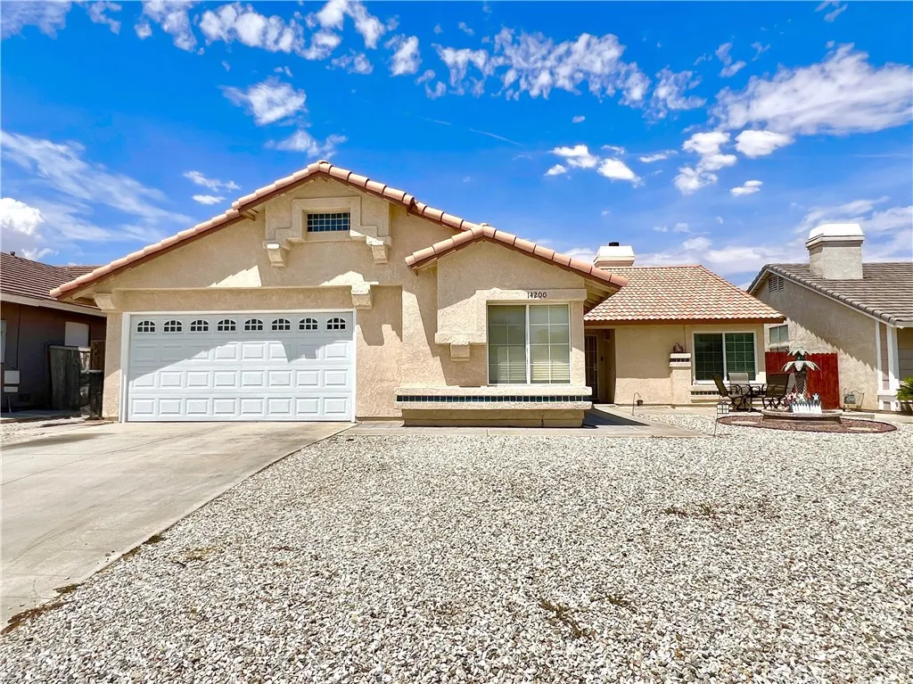 14200 La Mirada Street, Victorville, California 92392 home-pic-0
