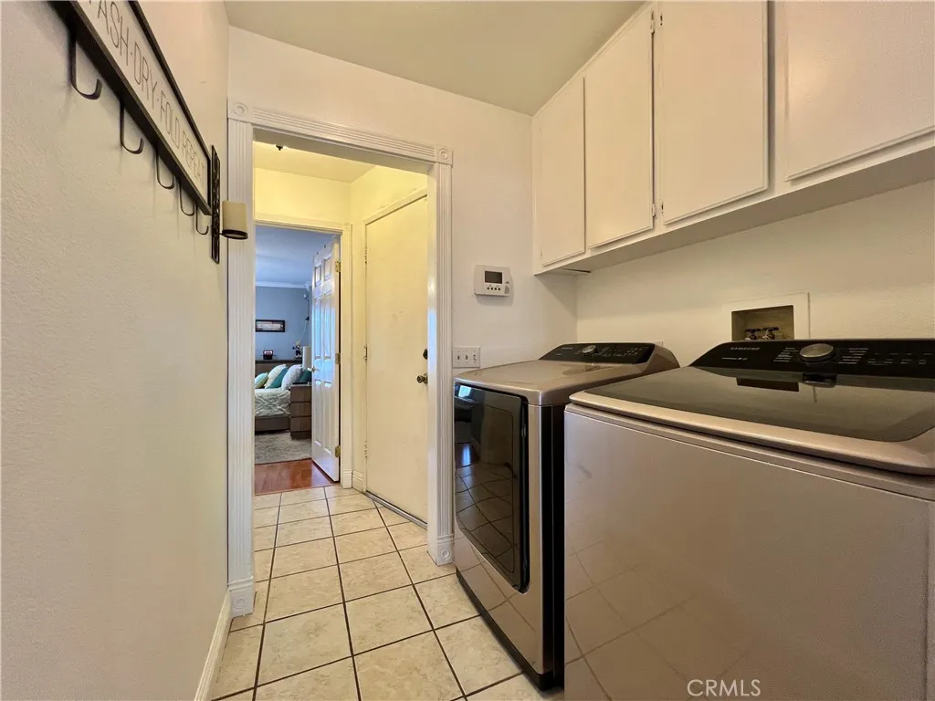 14200 La Mirada Street, Victorville, California 92392 home-pic-33