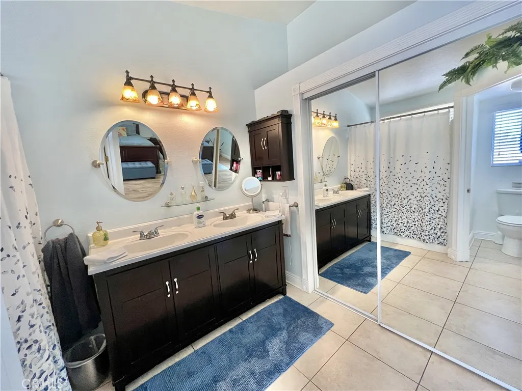 14200 La Mirada Street, Victorville, California 92392 home-pic-22