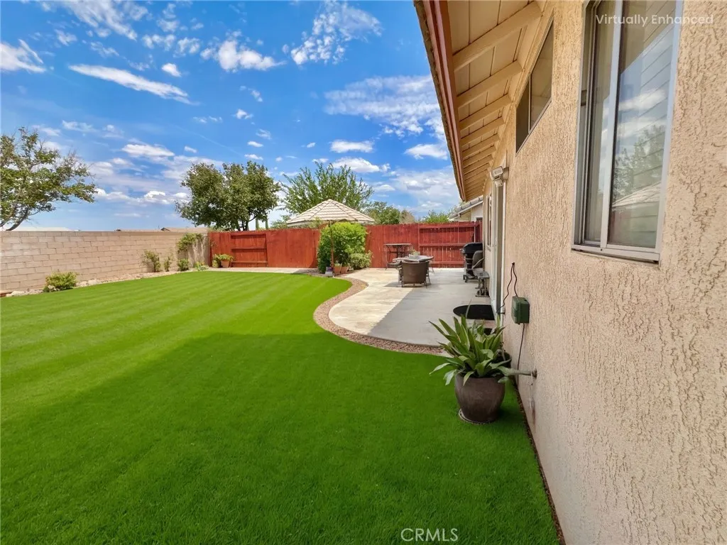 14200 La Mirada Street, Victorville, California 92392 home-pic-44