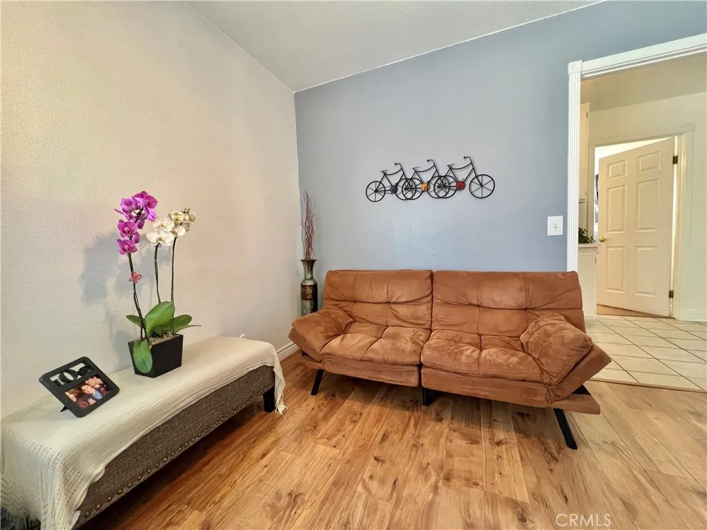 14200 La Mirada Street, Victorville, California 92392 home-pic-32
