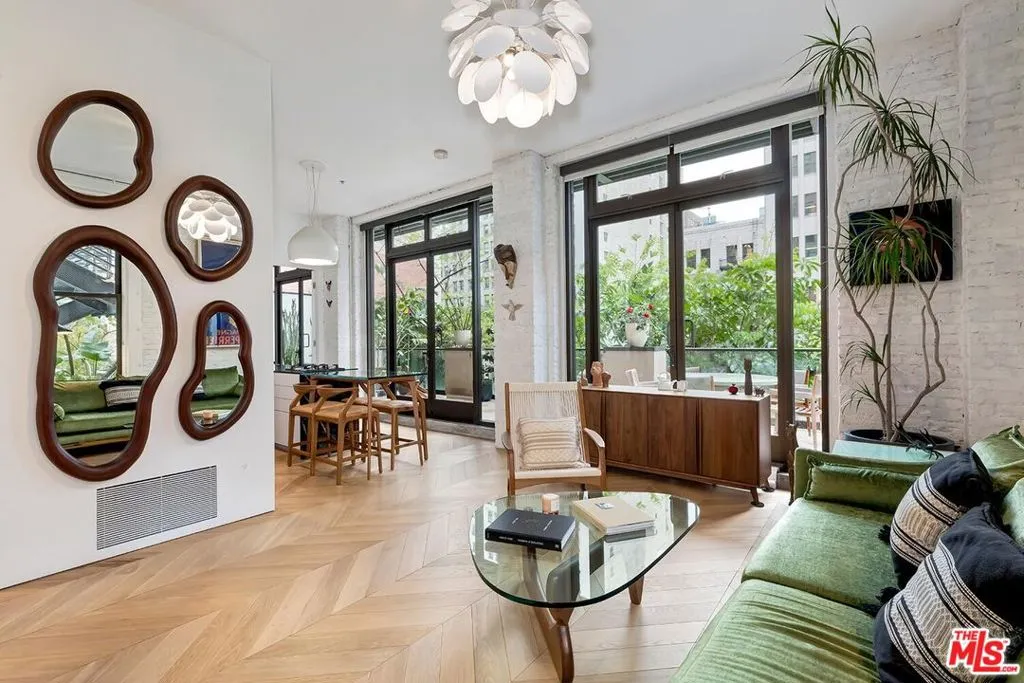 460 S Spring Street 201, Los Angeles, California 90013 home-pic-0