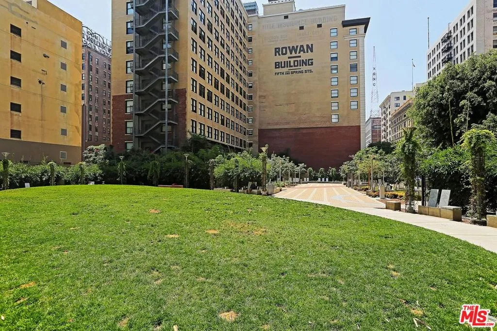 460 S Spring Street 201, Los Angeles, California 90013 home-pic-19