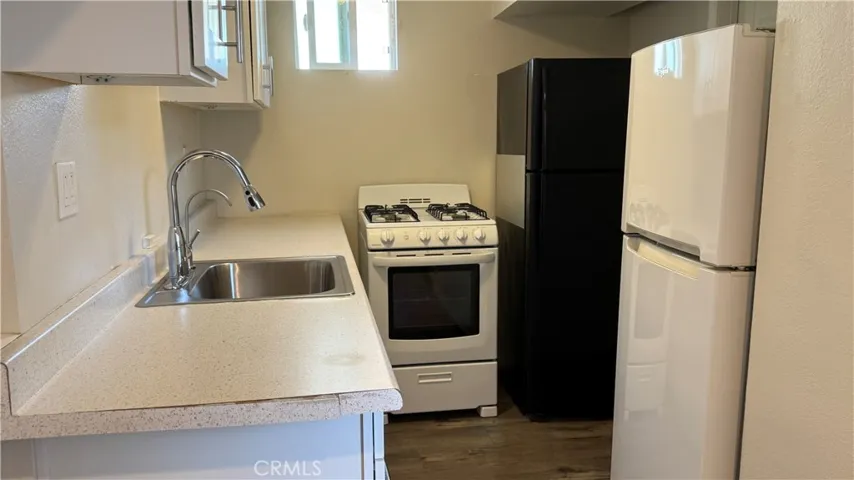 120 E 31st Street B, Los Angeles, California 90011