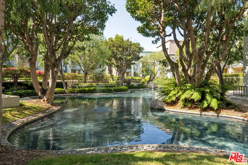 10128 Empyrean Way 102, Los Angeles, California 90067 home-pic-27