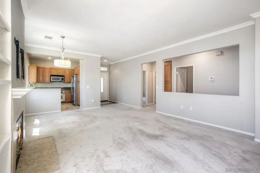 10804 Serafina Lane 6, San Diego, California 92128 home-pic-6