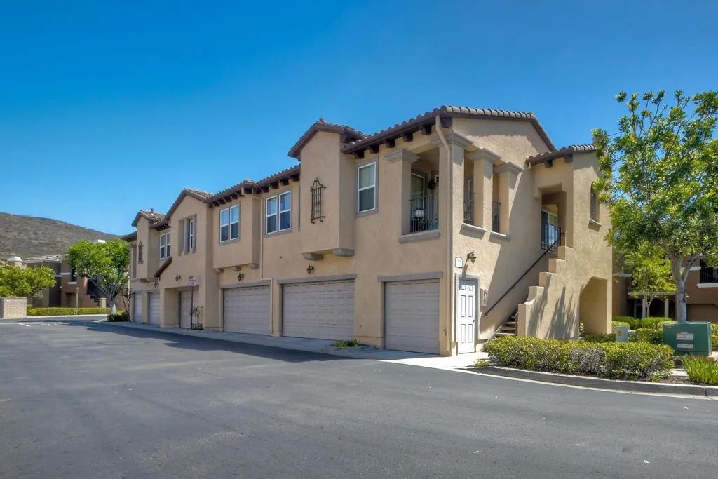 10804 Serafina Lane 6, San Diego, California 92128 home-pic-33