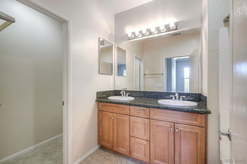 10804 Serafina Lane 6, San Diego, California 92128 home-pic-25