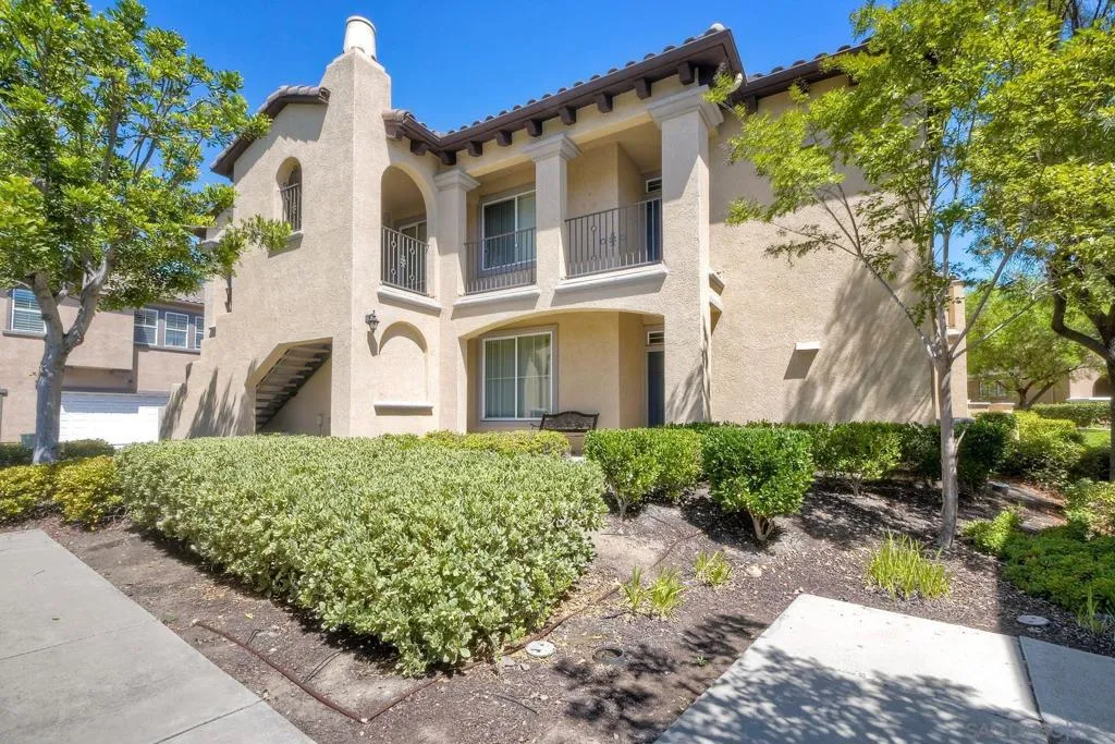 10804 Serafina Lane 6, San Diego, California 92128 home-pic-0