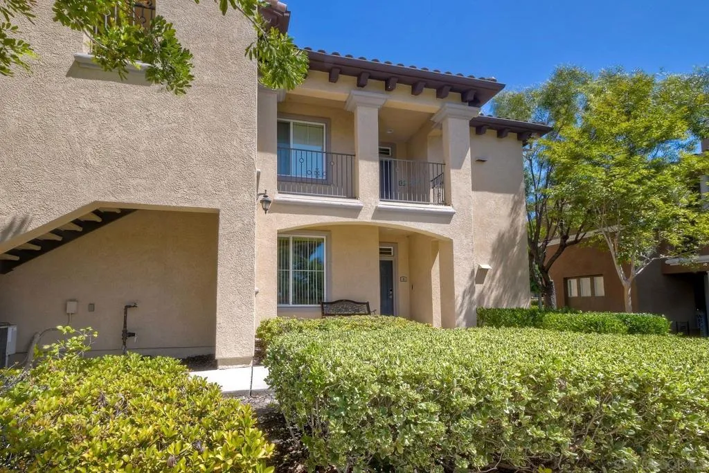 10804 Serafina Lane 6, San Diego, California 92128 home-pic-1