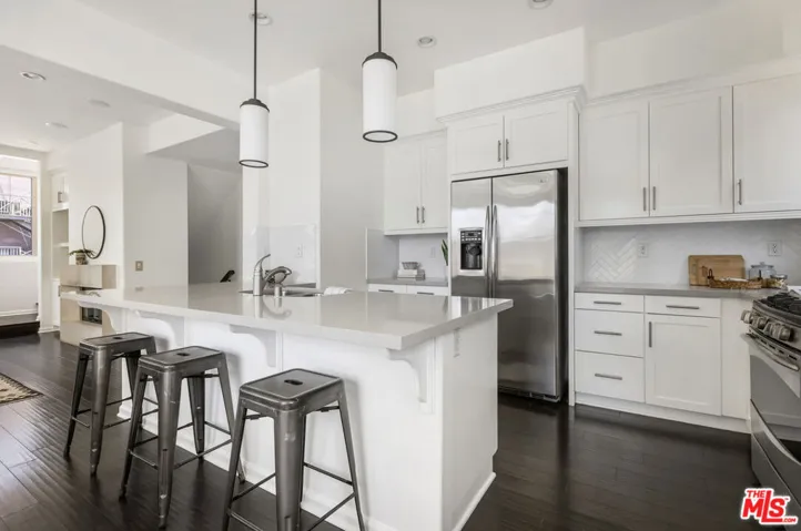 6521 1/2 La Mirada Avenue, Los Angeles, California 90038
