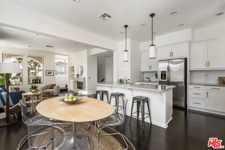 6521 1/2 La Mirada Avenue, Los Angeles, California 90038