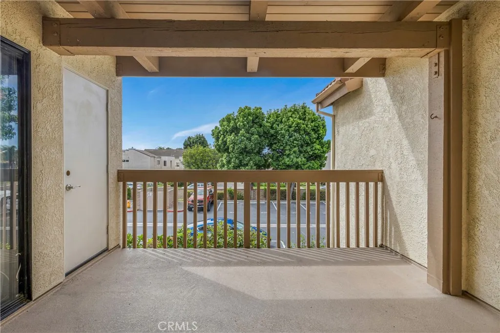 16581 Grunion Lane 204, Huntington Beach, California 92649 home-pic-24