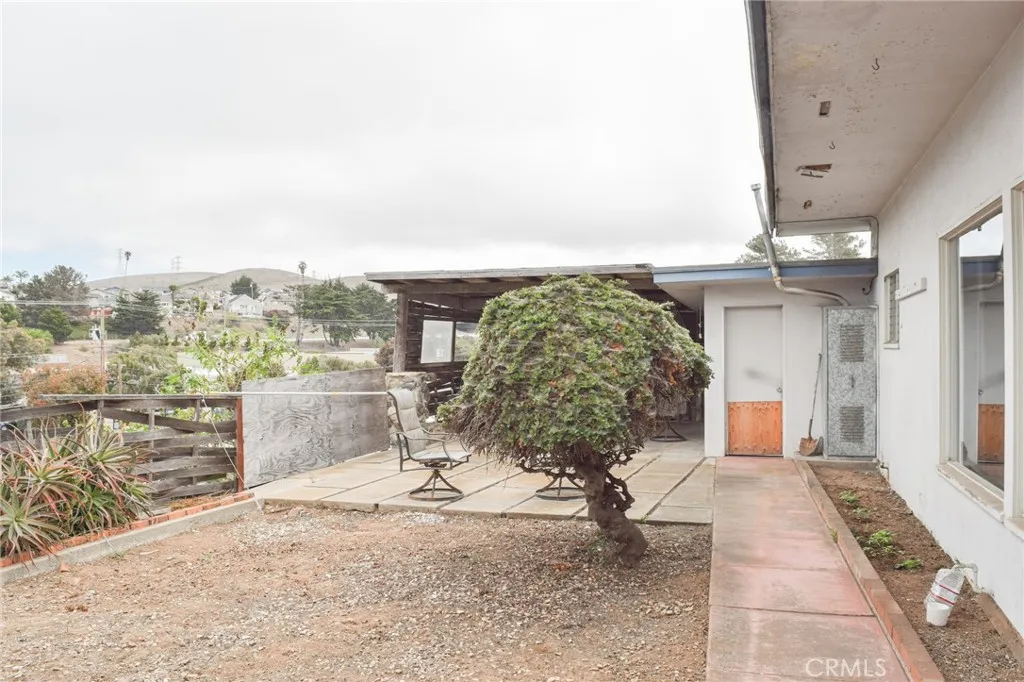 1260 Main Street, Morro Bay, California 93442 home-pic-9