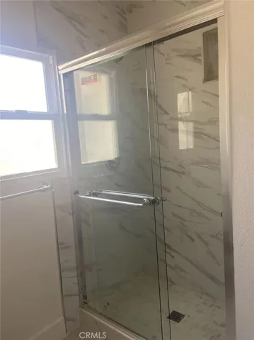 3729 shower