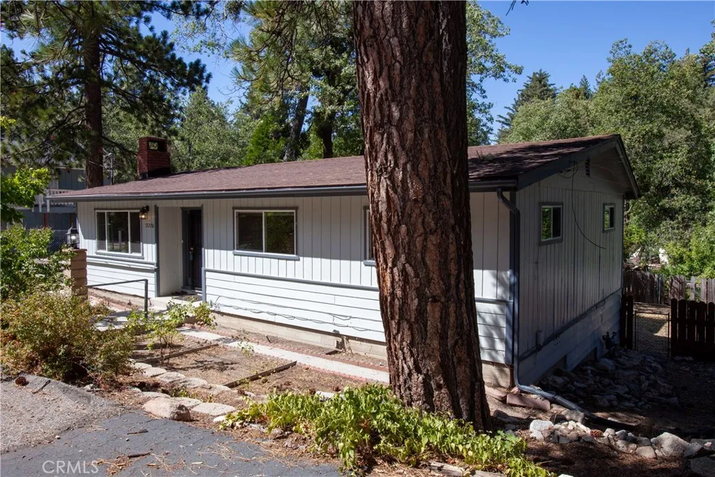 32220 Mohan Way, Running Springs, California 92382 home-pic-0