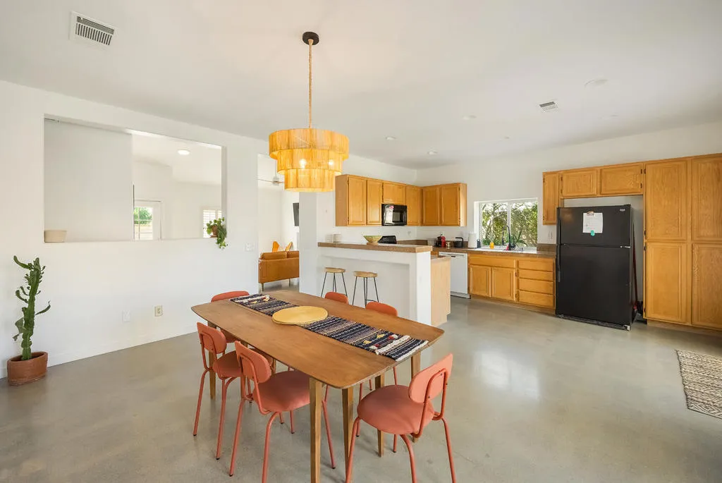 2190 N Paseo De Anza, Palm Springs, California 92262 home-pic-10