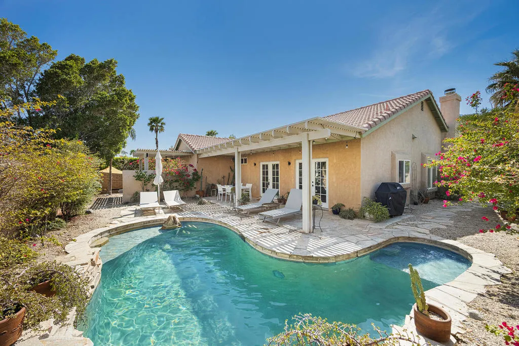 2190 N Paseo De Anza, Palm Springs, California 92262 home-pic-23
