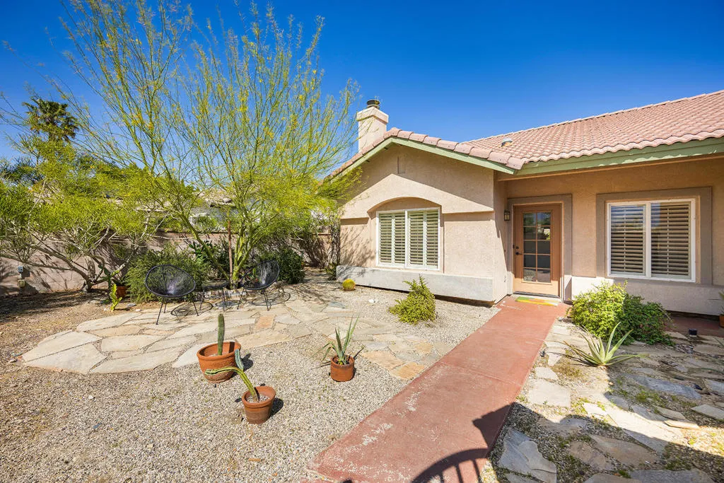 2190 N Paseo De Anza, Palm Springs, California 92262 home-pic-6