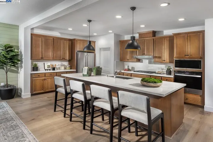 708 Buffalo Court, Roseville, California 95747