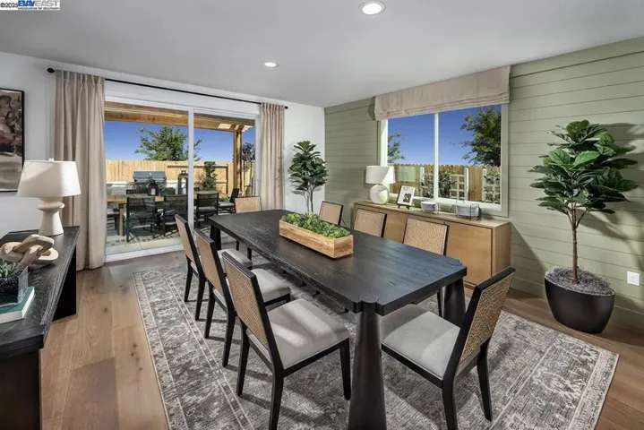 708 Buffalo Court, Roseville, California 95747