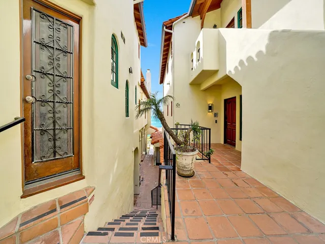 257 Avenida Lobeiro D, San Clemente, California 92672