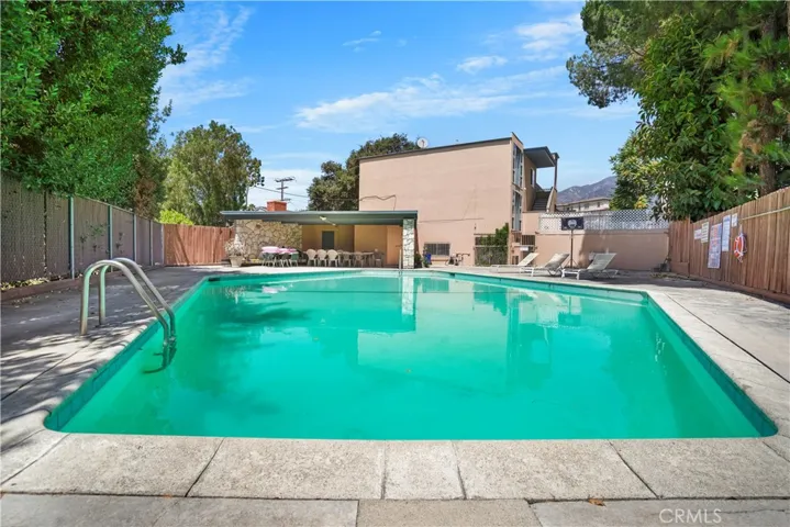 2754 Montrose, Montrose, California 91020
