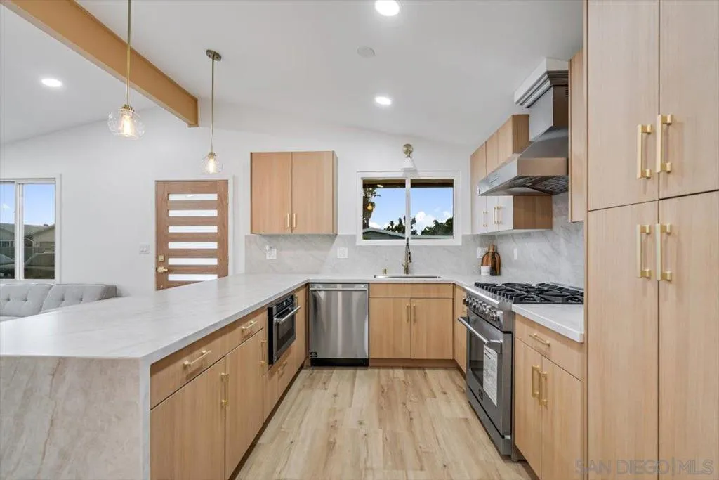 3161 Skipper St, San Diego, California 92123 home-pic-10