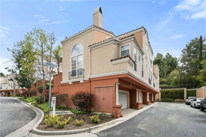 1082 S Rossano Way, Anaheim Hills, California 92808