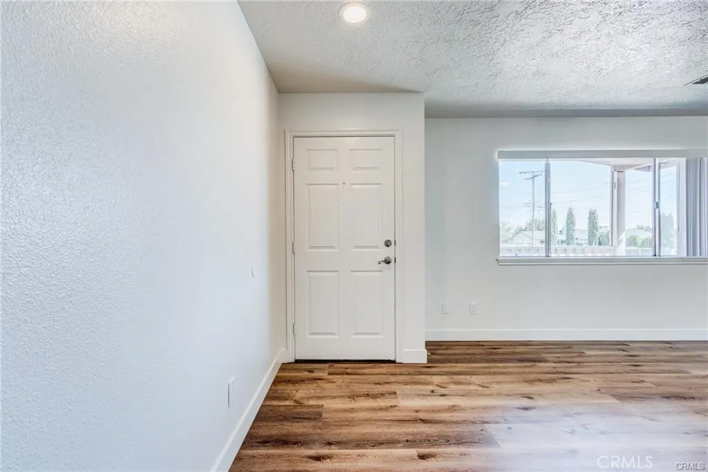 15815 Arbury Street, Hesperia, California 92345 home-pic-14