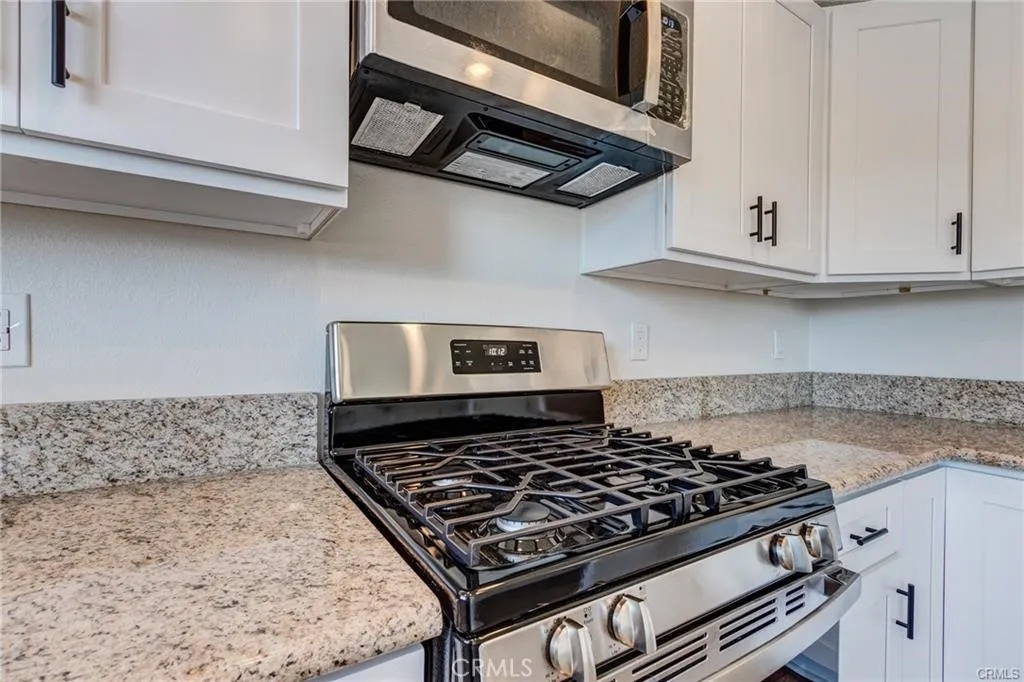 15815 Arbury Street, Hesperia, California 92345 home-pic-22