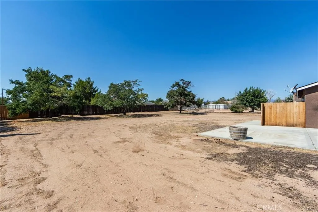 15815 Arbury Street, Hesperia, California 92345 home-pic-39