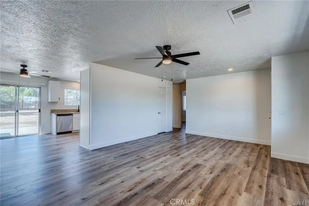 15815 Arbury Street, Hesperia, California 92345 home-pic-16