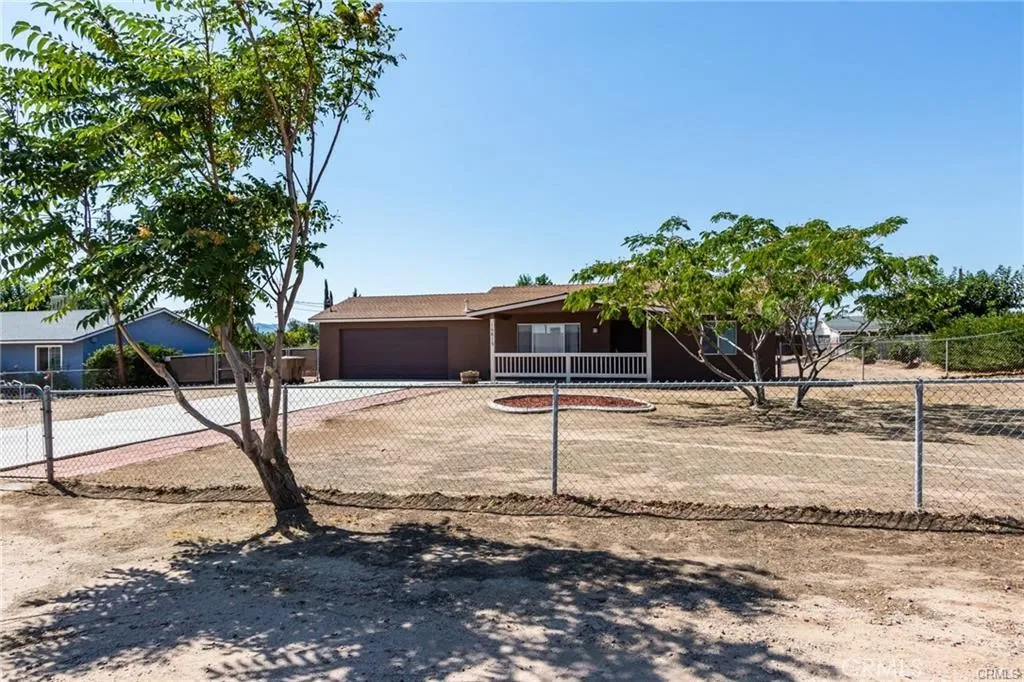 15815 Arbury Street, Hesperia, California 92345 home-pic-1