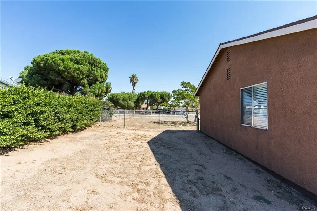 15815 Arbury Street, Hesperia, California 92345 home-pic-45