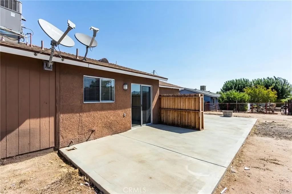 15815 Arbury Street, Hesperia, California 92345 home-pic-46