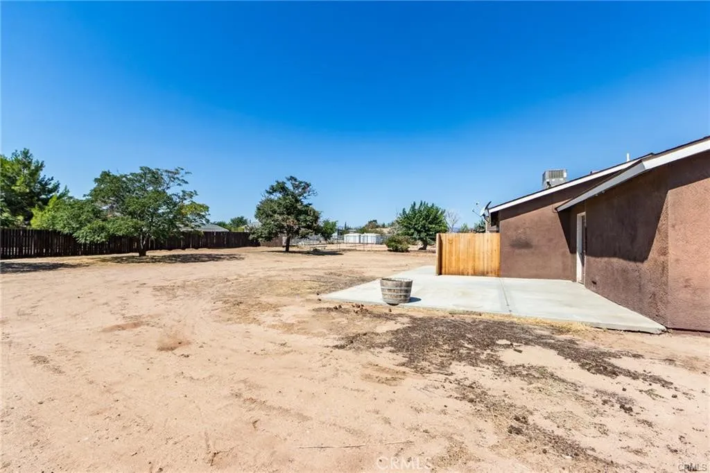 15815 Arbury Street, Hesperia, California 92345 home-pic-40