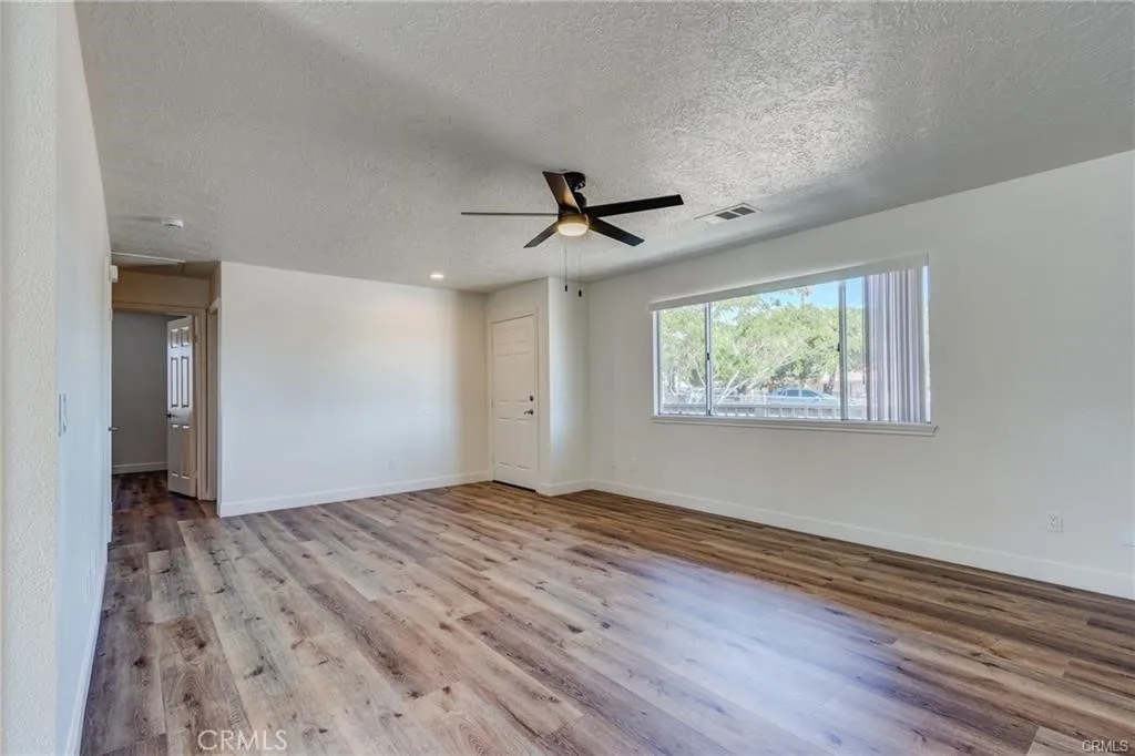 15815 Arbury Street, Hesperia, California 92345 home-pic-25