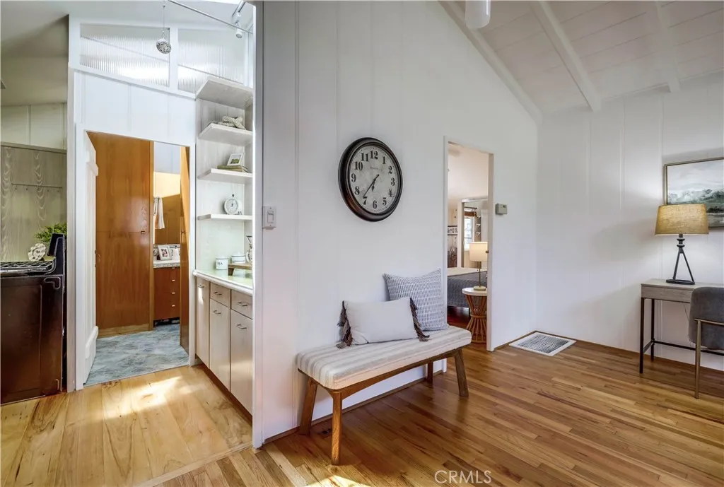 464 Agate Street A/b, Laguna Beach, California 92651 home-pic-27