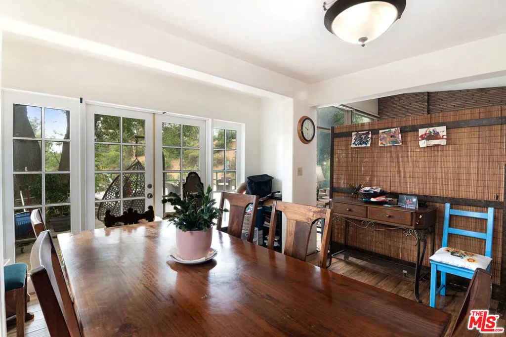 3201 Benedict Canyon Drive, Beverly Hills, California 90210 home-pic-7