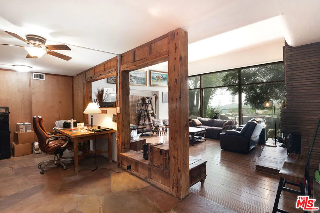 3201 Benedict Canyon Drive, Beverly Hills, California 90210 home-pic-2