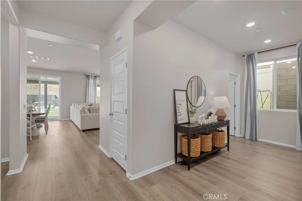 11639 Weiskopf Way, Beaumont, California 92223 home-pic-5