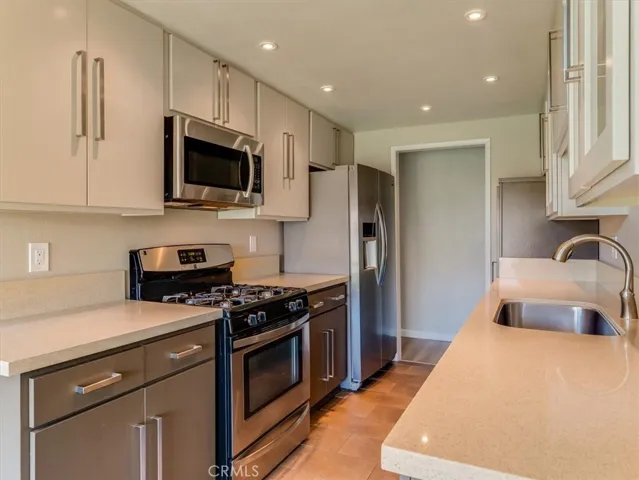 14 Vista Lane, San Luis Obispo, California 93401
