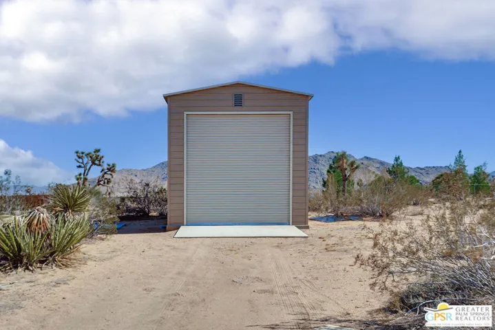 3175 Waverly Drive, Joshua Tree, California 92252