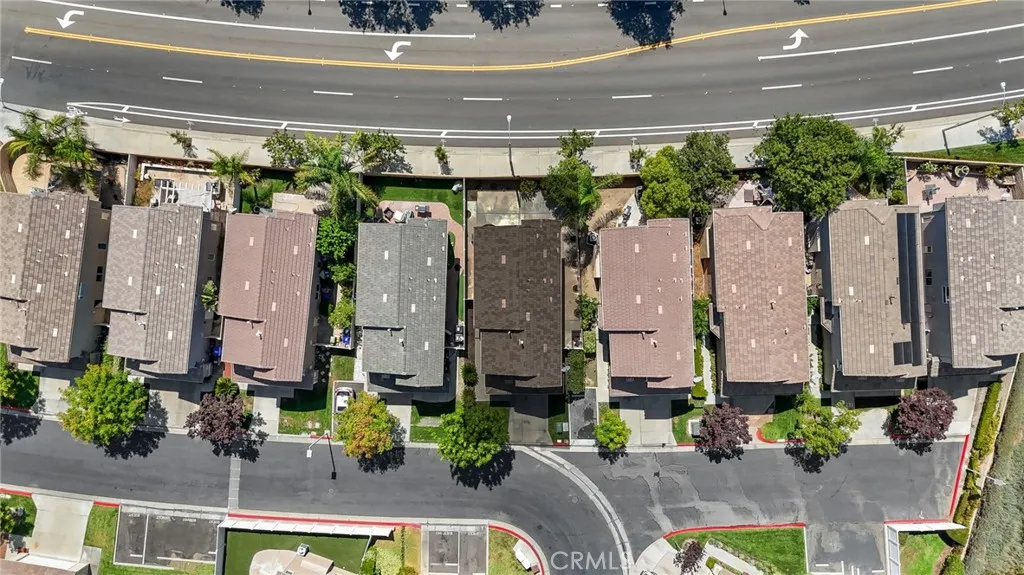 27280 Marisa Drive, Canyon Country, California 91387 home-pic-33