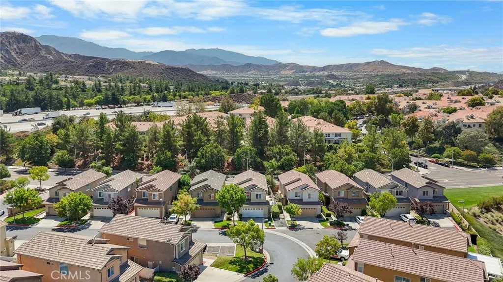 27280 Marisa Drive, Canyon Country, California 91387 home-pic-32