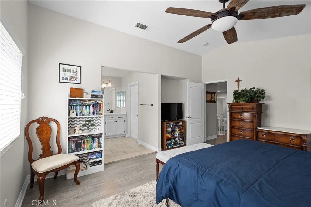 27280 Marisa Drive, Canyon Country, California 91387 home-pic-23
