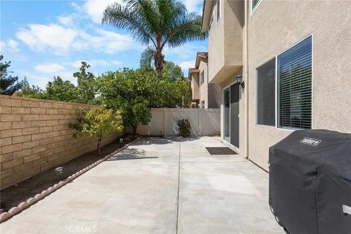 27280 Marisa Drive, Canyon Country, California 91387