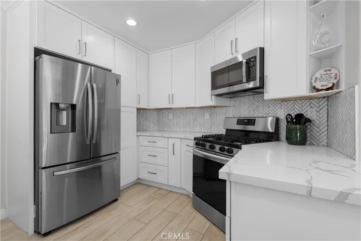 27280 Marisa Drive, Canyon Country, California 91387
