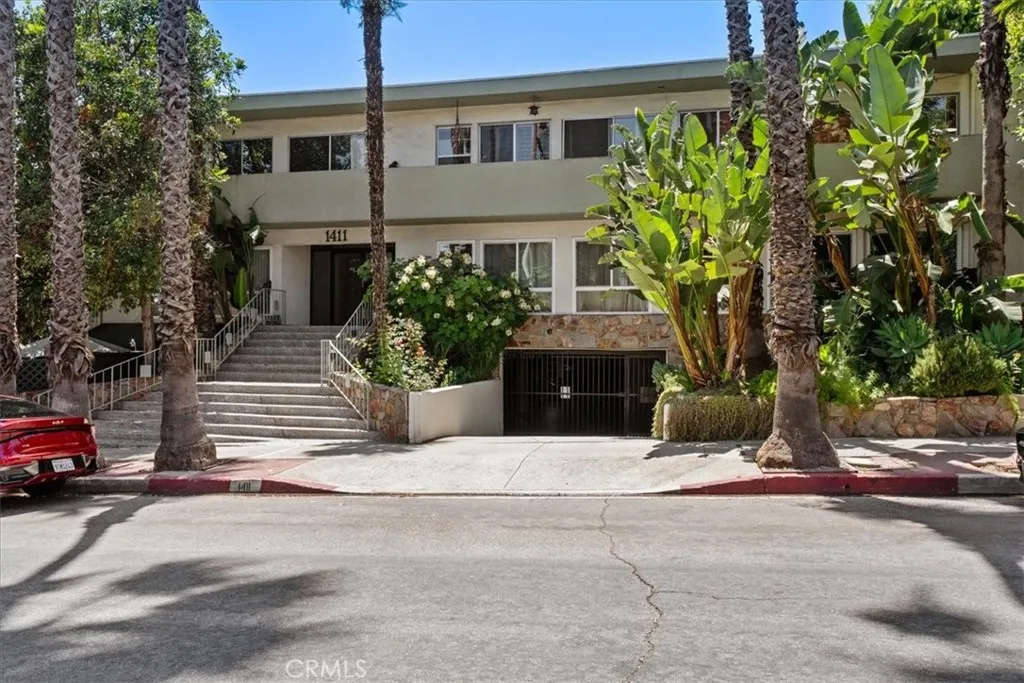 1411 N Hayworth Avenue 15, West Hollywood, California 90046 home-pic-8
